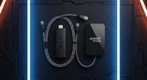 Zestaw urządzeń do IPTV: Fire Stick, Android Box i kabel Ethernet.